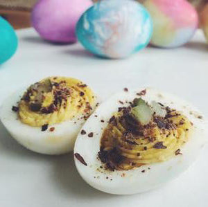 Wondering what to do with those left over Easter eggs? Follow this easy recipe from indi chocolate for deviled eggs with indi chocolate cacao based spice rubs.