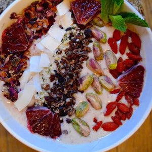 Enjoy this Superfood Smoothie Bowl recipe from indi chocolate. indi chocolate cacao nibs are a great addition to smoothie bowls, smoothies, and other healthy food treats.