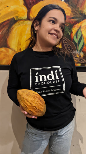 Join indi chocolate for a culturally appreciative Cacao Ceremony with Airbnb's most popular experience host in Costa Rica. Lucia is an anthropologist, archeologist and chocolate maker in her home country of Costa Rica. 
