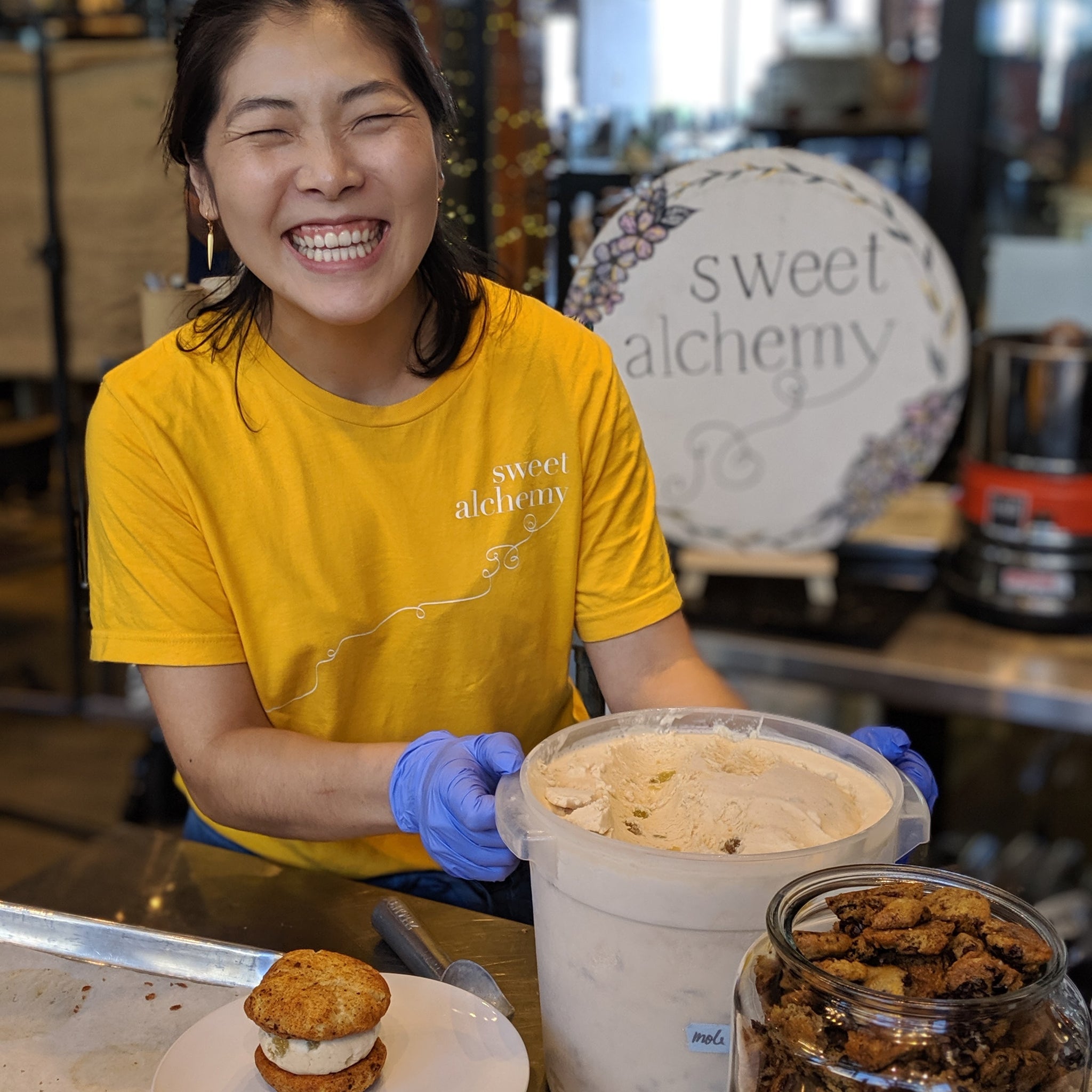 National Ice Cream Sandwich Day with indi chocolate, Sweet Alchemy Ice Creamery and Mighty O Donuts for delicious and unique Molé Ice Cream Sandwiches in Pike Place Market in Seattle on Western Ave