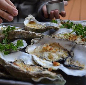 Enjoy oysters with indi chocolate Pacific Spice Rub and discover the savory side of cacao.