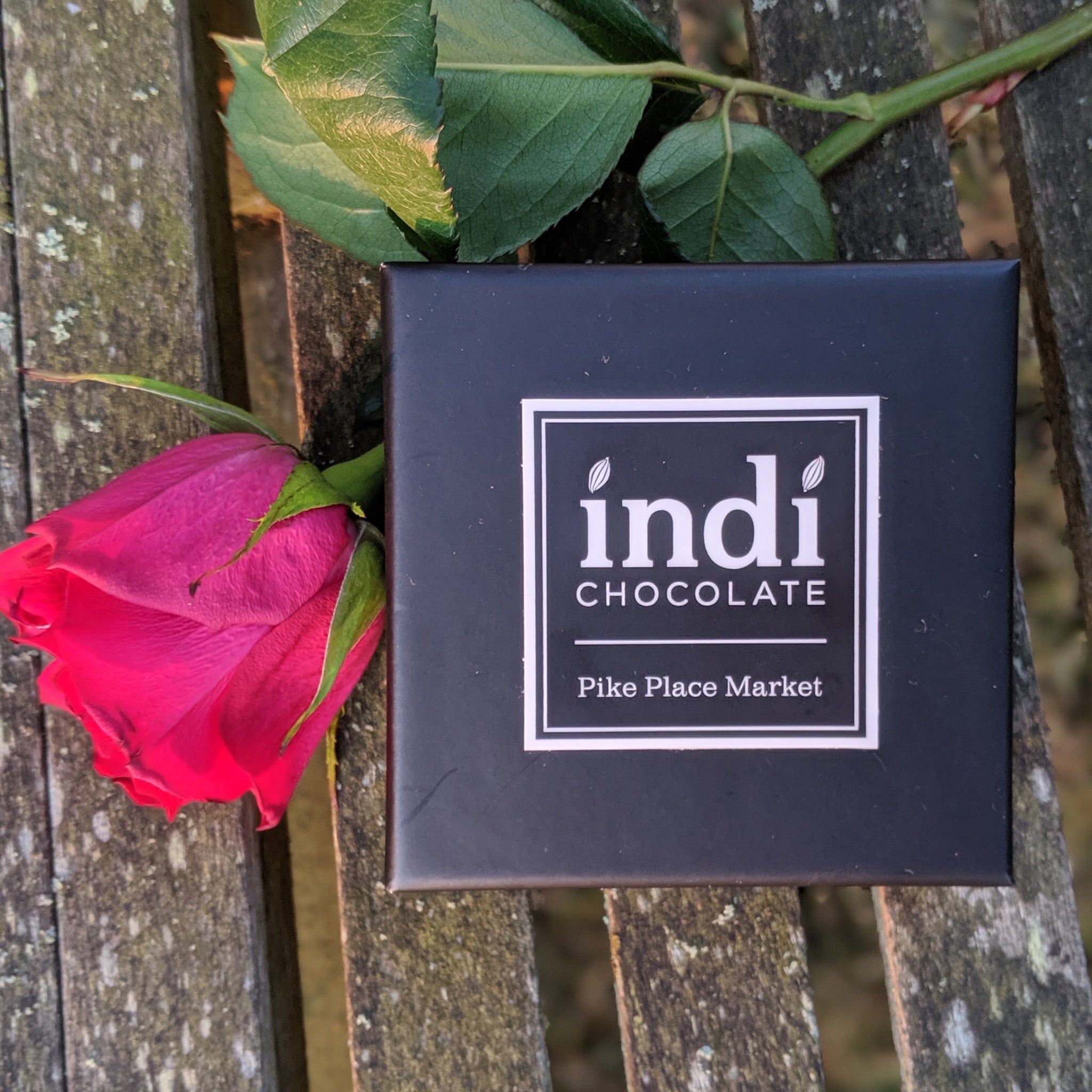 Chocolate Rose Gift Set - indi chocolate